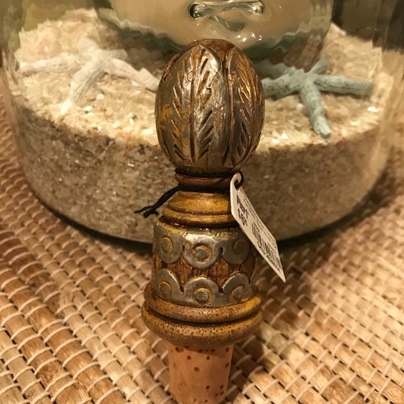 Pier 1 Wine Stoppers - Picture 4 of 4